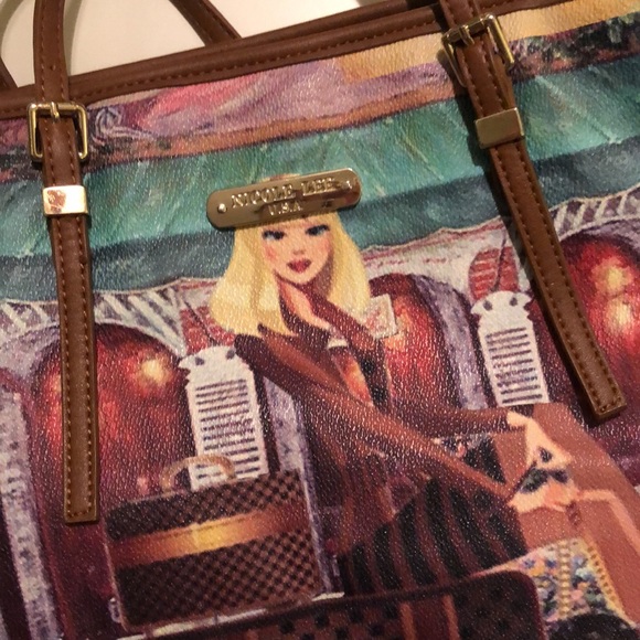 Nicole Lee Purse - Picture 2 of 8